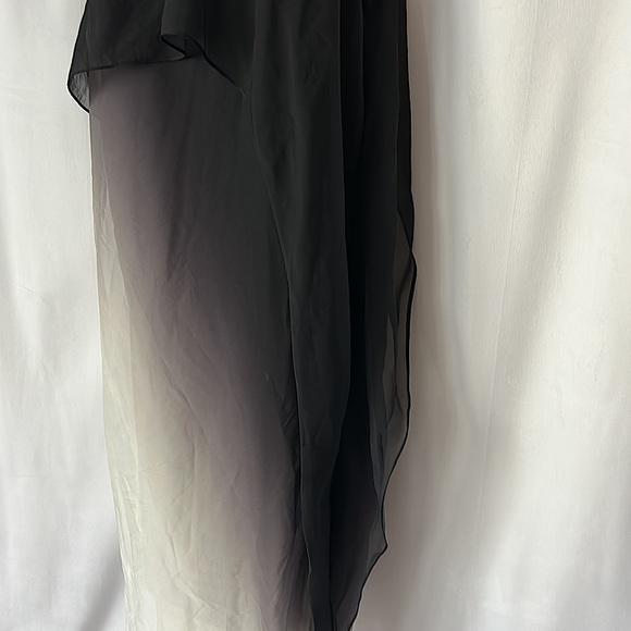 Halston Heritage NWT STUNNING One Shoulder Black Ombré Dress **Size 8** 🔥🔥 - Picture 5 of 6